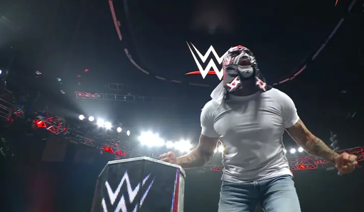 Penta makes surprise return on WWE Raw and saves Rey Mysterio